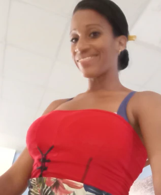 <span>Deisy, 36</span>&nbsp;<span style='width: 25px; height: 16px; float: right; background-image: url(/bitmaps/flags_small/CU.PNG)'>&nbsp;</span><br><span>Havana, Cuba</span>&nbsp;<input type='button' class='joinbtn' style='float: right' value='JOIN NOW' />