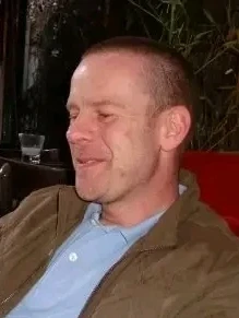 English men looking for love