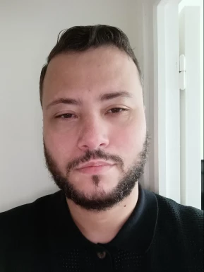 French men looking for love