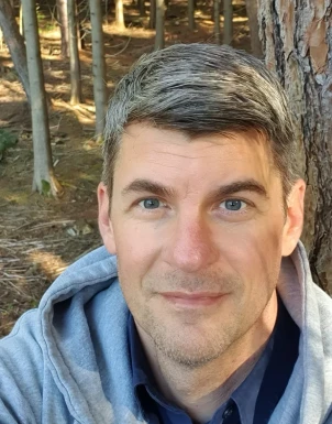 English men looking for love