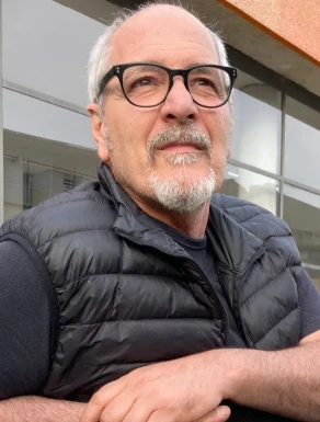 Foreign men for dating