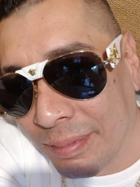 American men looking for love