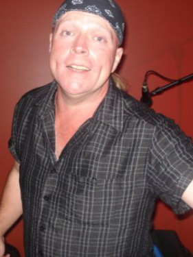 Canadian men looking for love