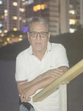 American men looking for love